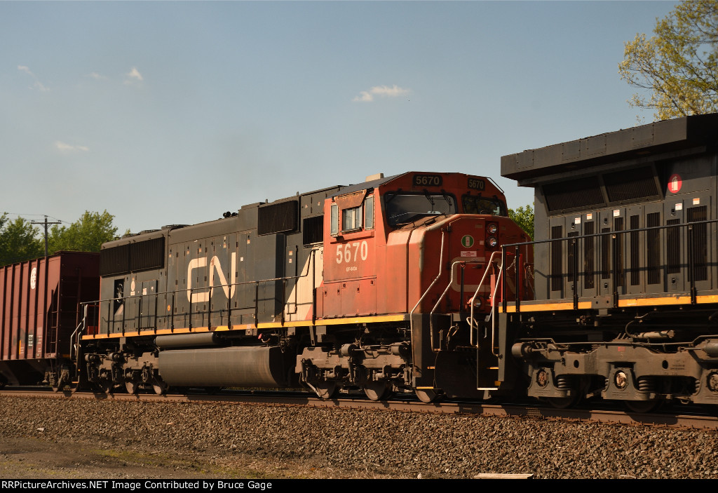 CN 5670